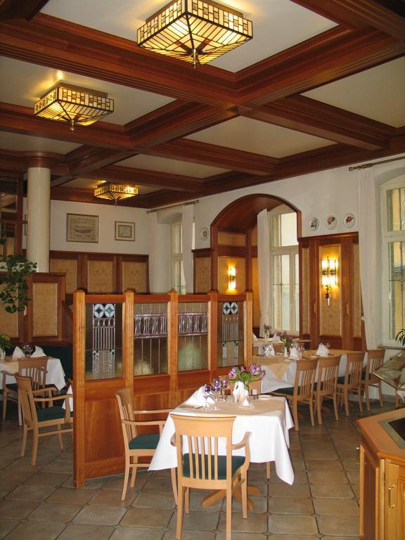 Hotel Roemischer Kaiser Trier Exteriör bild